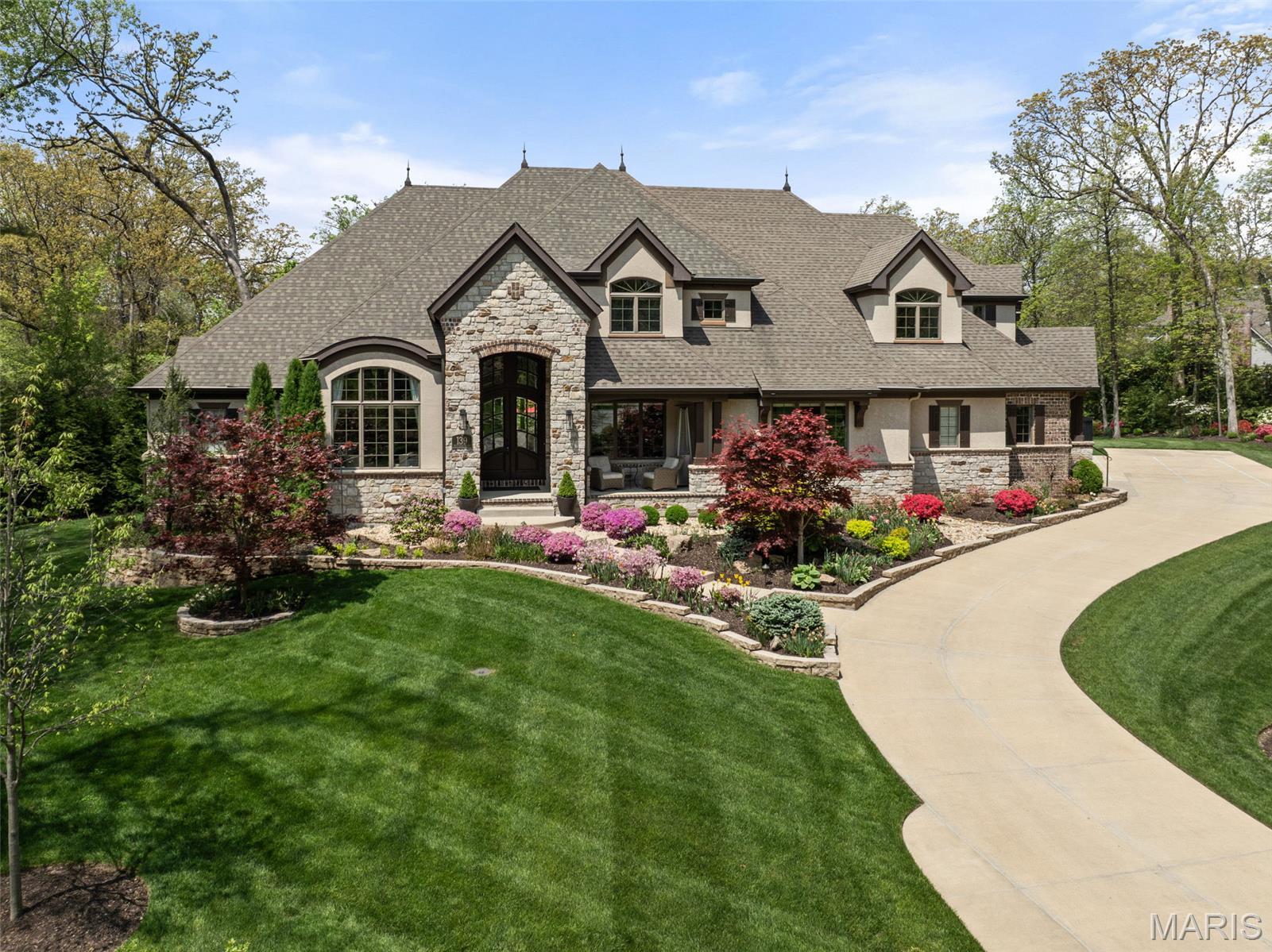 139 Frontenac Forest